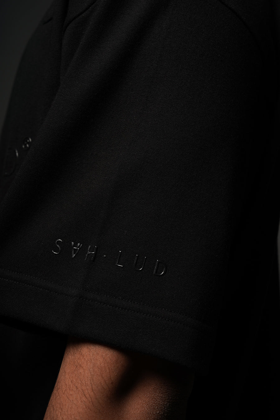 Sahlud Signature Tee