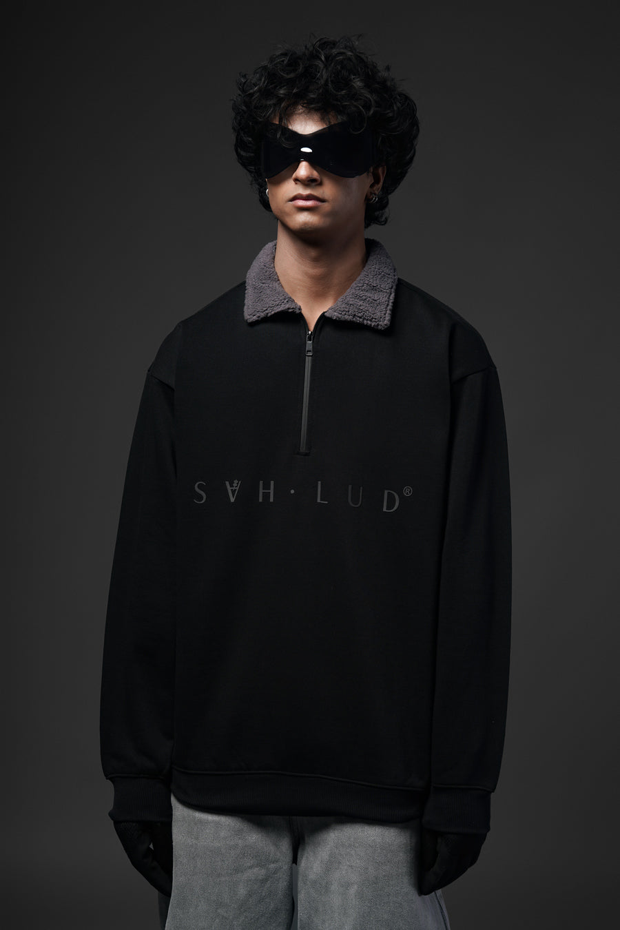 Sahlud Goes Black